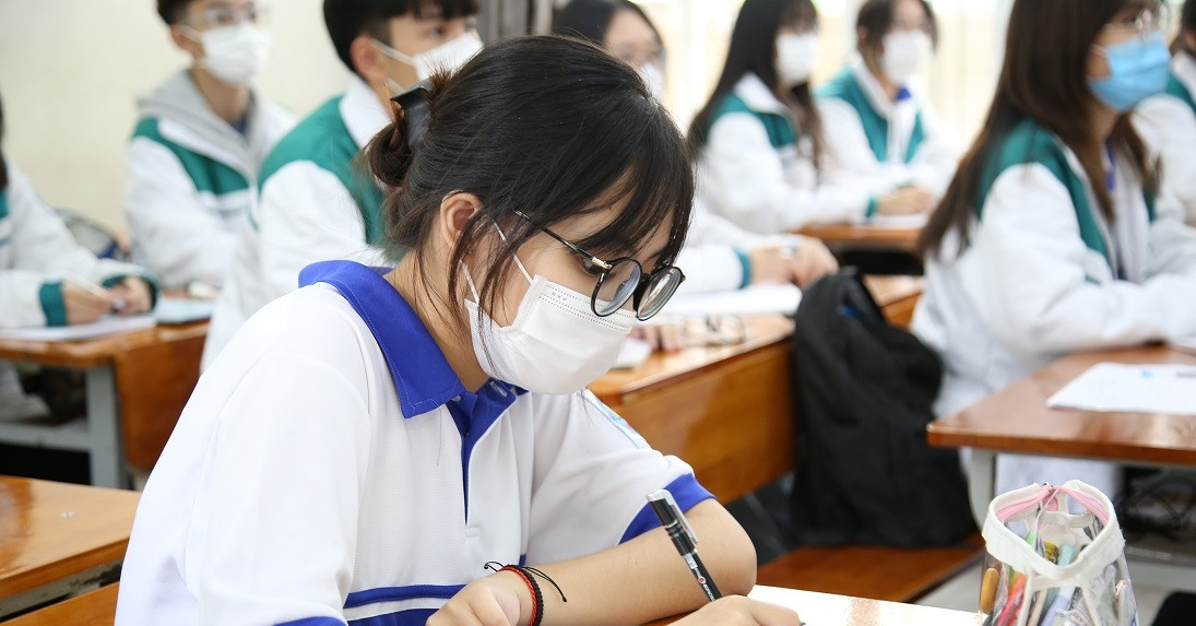 Bộ GD-ĐT: Tăng cường giám sát của phụ huynh với dạy thêm sau Thông tư 29