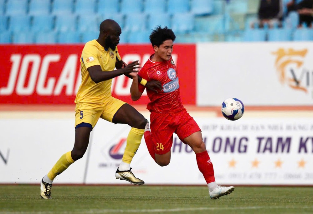 quang nam vs thanh hoa 1.jpg