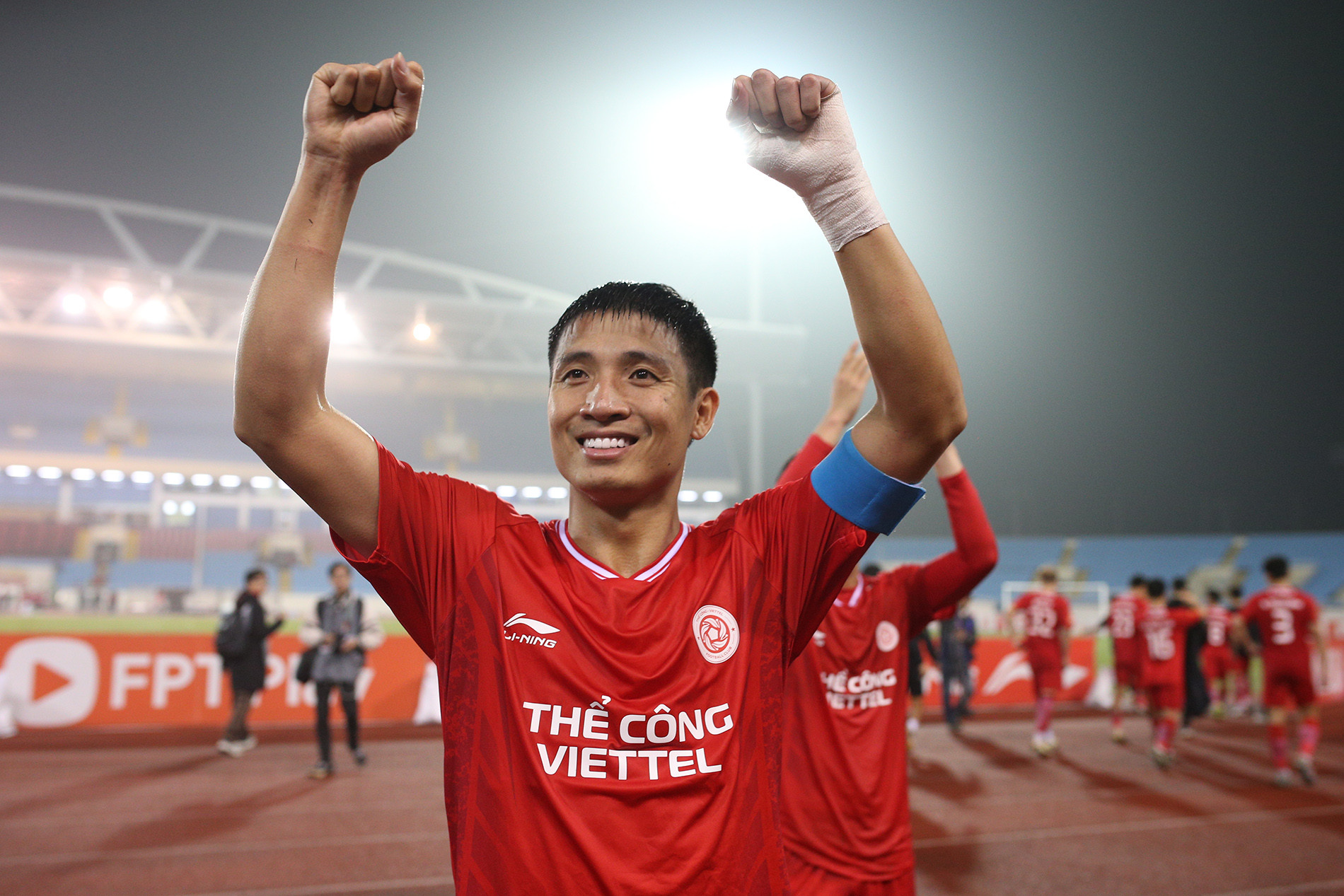 the cong viettel cahn 11.JPG