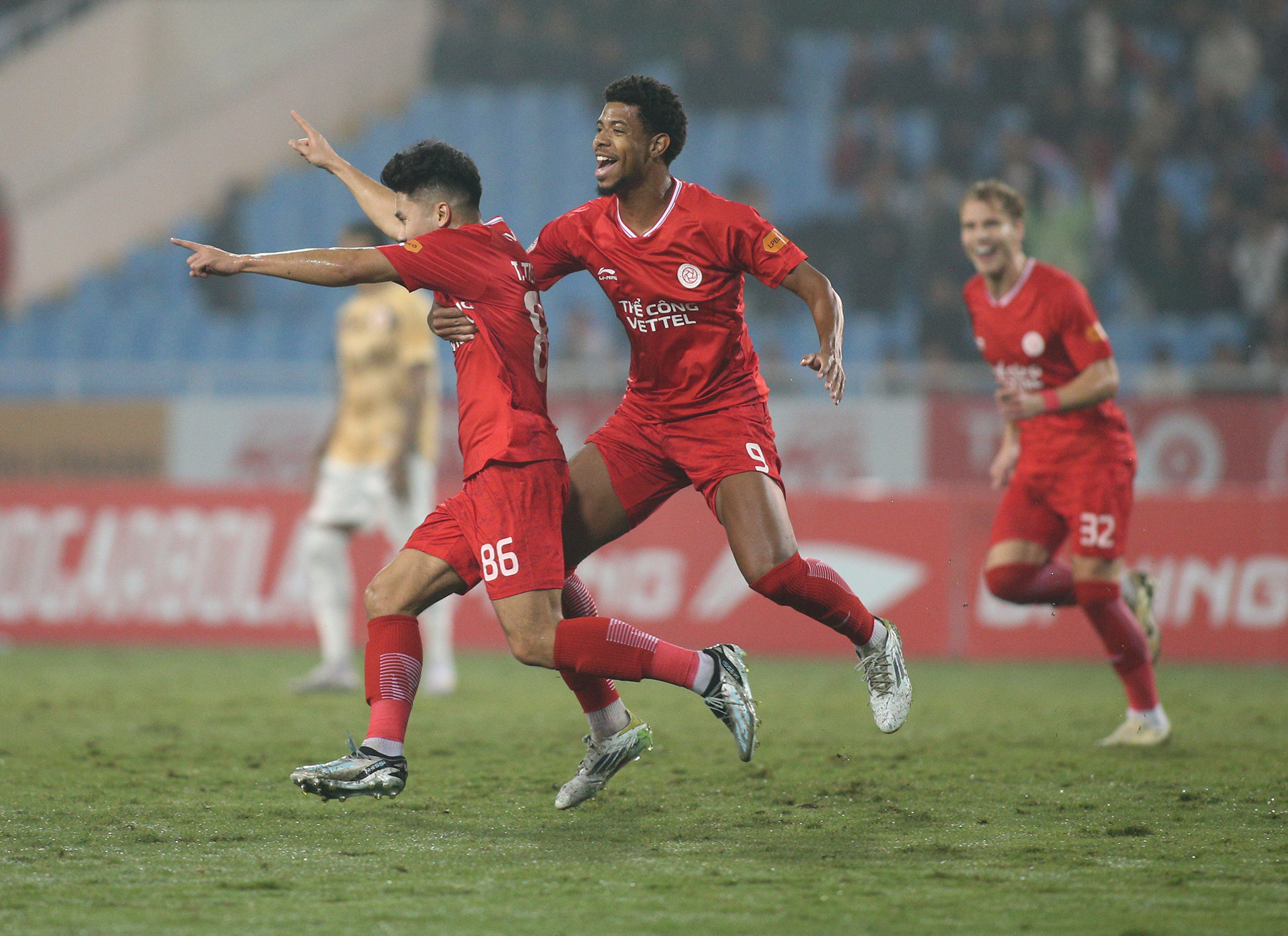 the cong viettel cahn 9.JPG