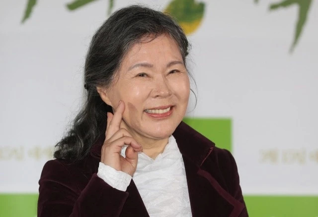 Lee Joo Sil anh 1