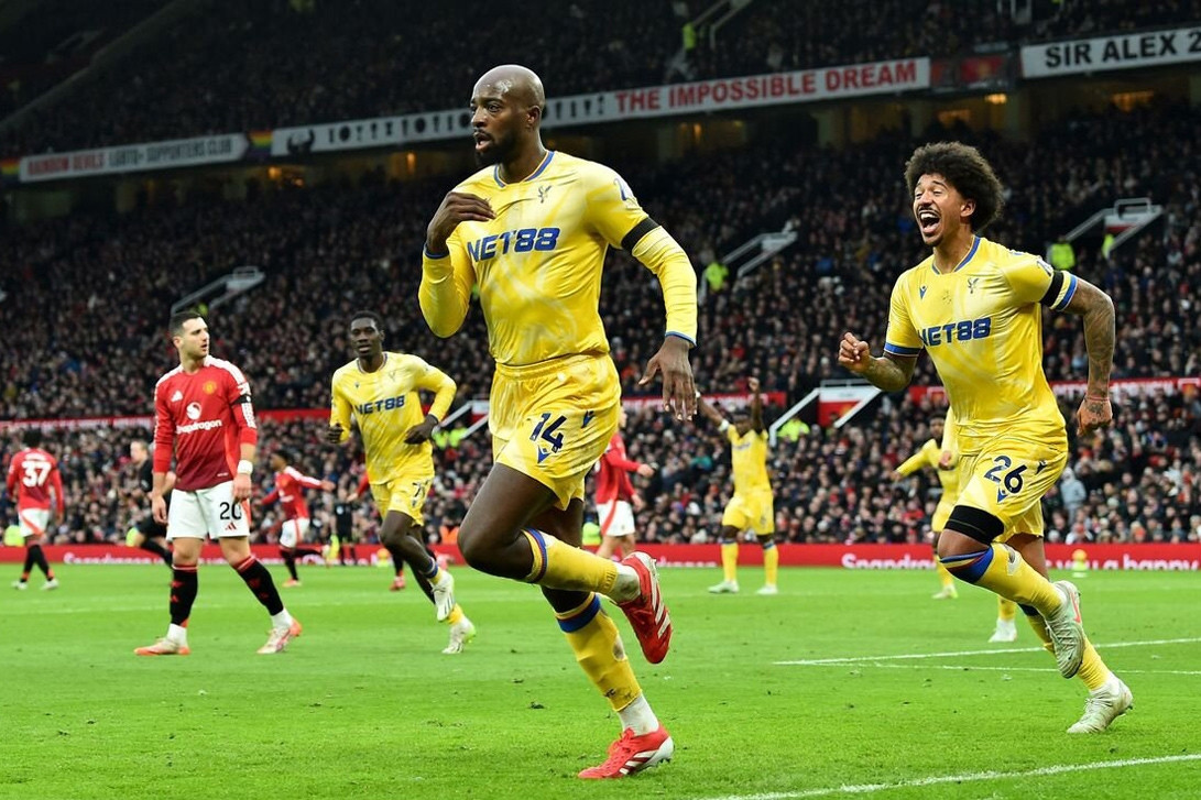 MU thua bẽ bàng Crystal Palace ngay tại Old Trafford