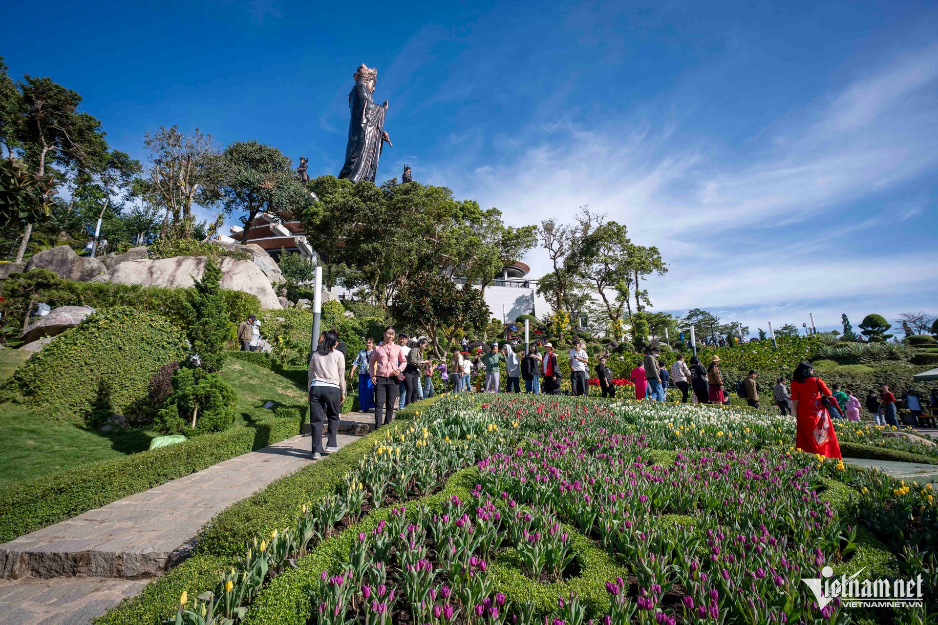 W-le hoi   tet 2025.jpg