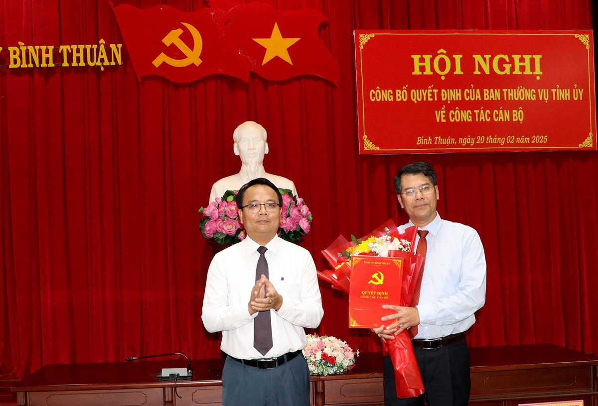 Bình Thuận công bố quyết định điều động, bổ nhiệm cán bộ chủ chốt.jpg