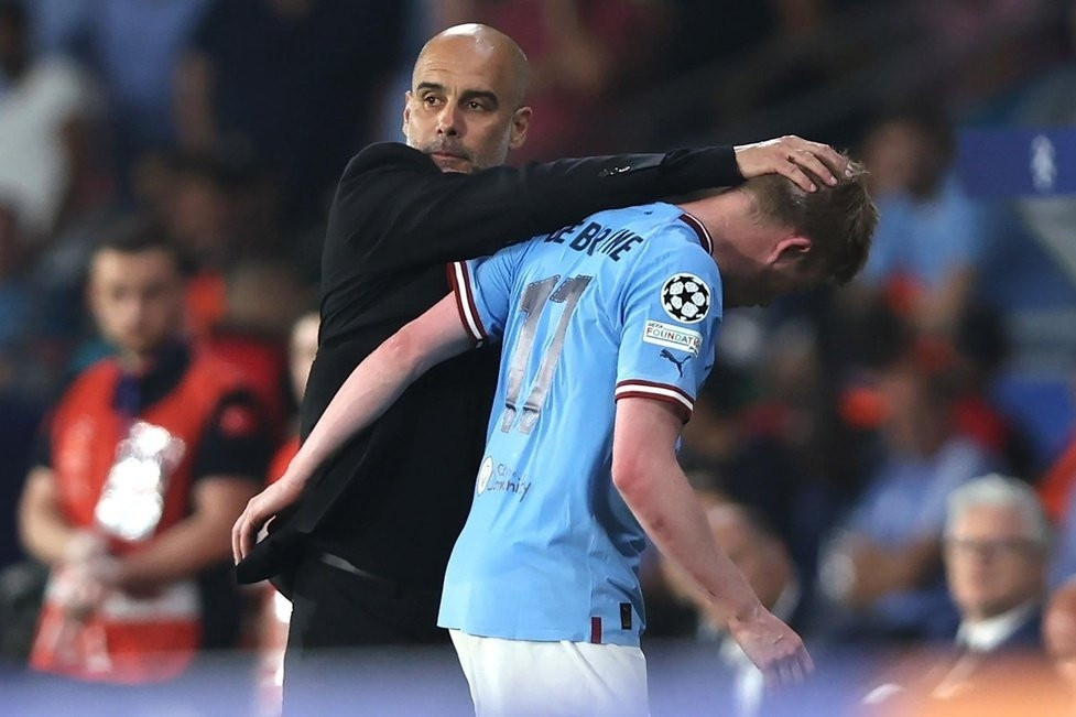 Pep Guardiola - Nhà cầm quân tài ba của Manchester City