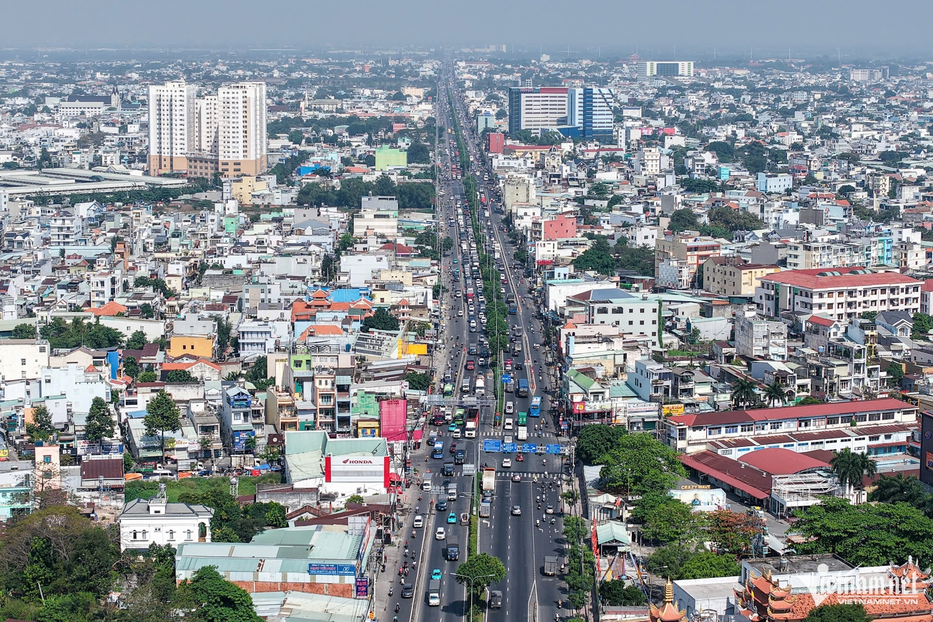 TPHCM chốt làm 4 tuyến đường cửa ngõ 60.000 tỷ đồng, mở đến 12 làn xe