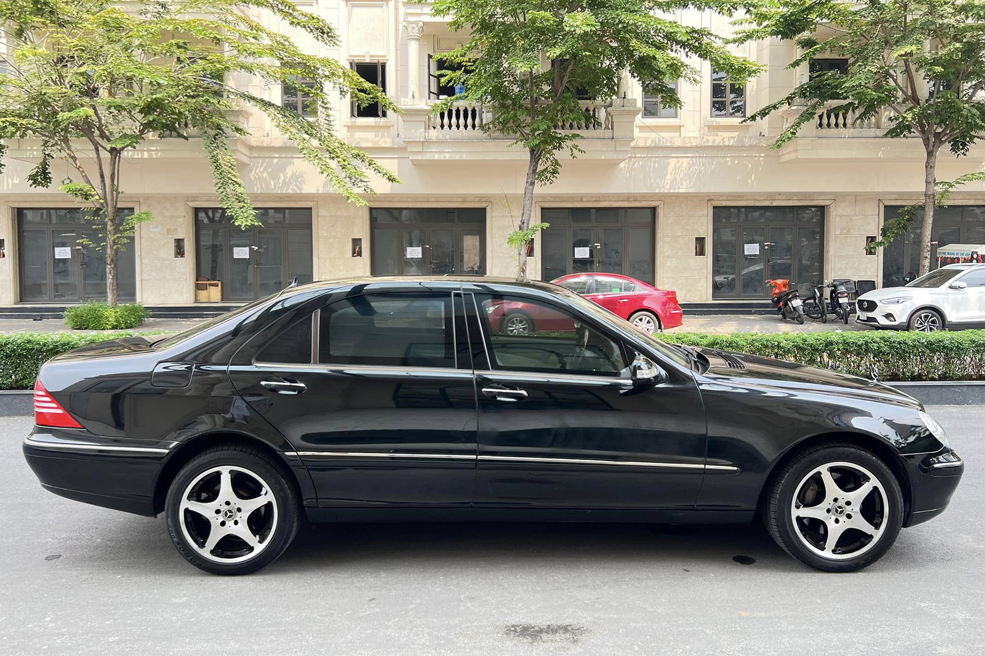 mercedes s500 2.jpg