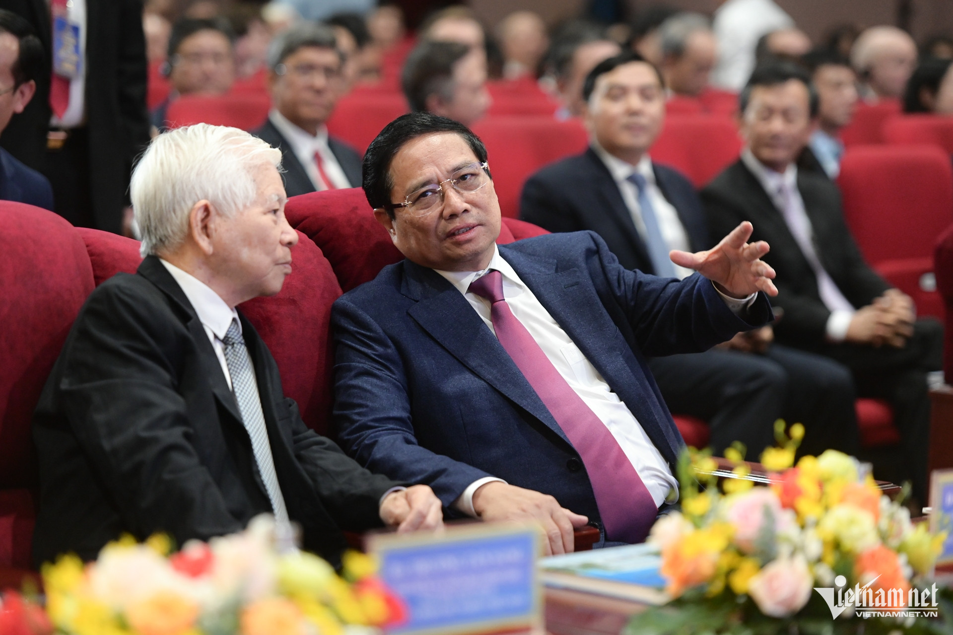 W-30 DHQG TPHCM nguyễn huế 12.jpg
