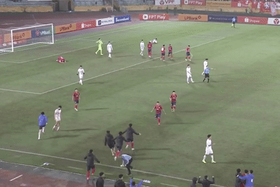 CAHN thắng &amp;apos;nghẹt thở&amp;apos; Thể Công Viettel ở phút 99, HLV Polking nói gì?