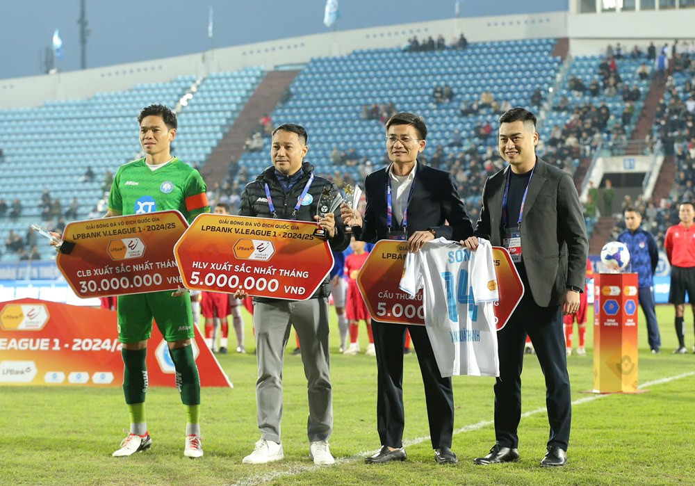 nam dinh vs binh dinh 1.jpg