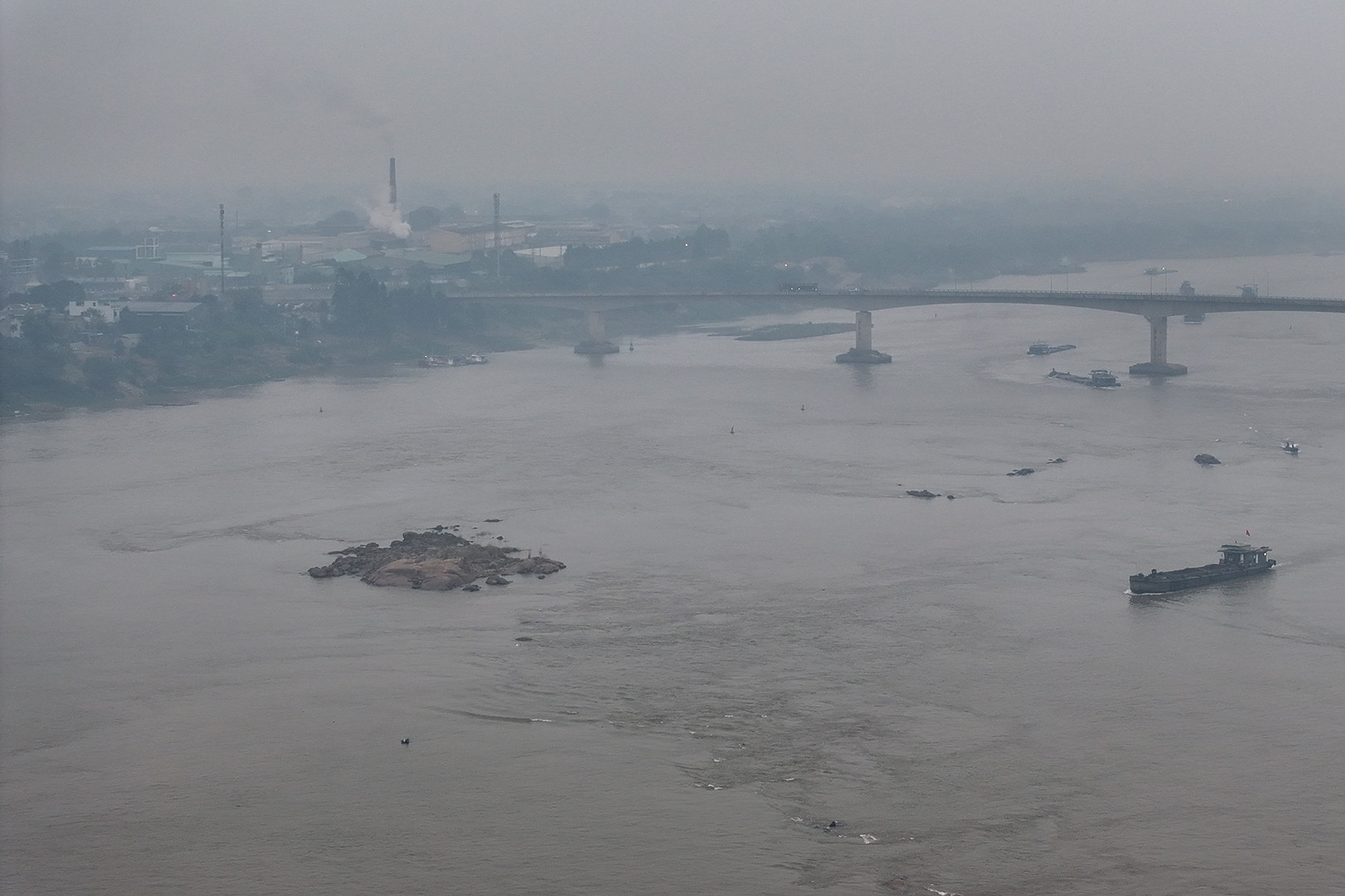Sông cạn lộ đá ngầm, Công an Phú Thọ khuyến cáo khẩn