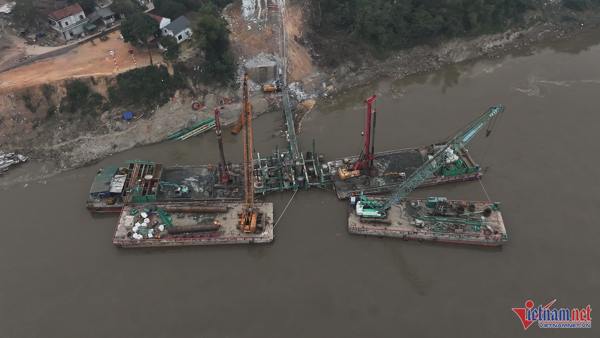 W-cau phong chau moi 2.jpg