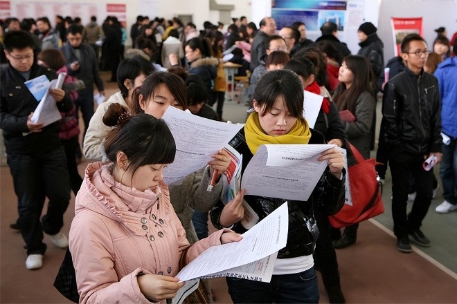 Đầu tư tiền xin việc, hơn 400 tân cử nhân là nạn nhân của vụ lừa đảo 281 tỷ