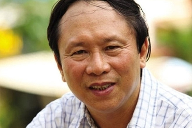 Nhà thơ Dương Kỳ Anh: Từ cậu bé ăn xin, ngủ chuồng trâu đến &amp;apos;ông trùm hoa hậu&amp;apos;