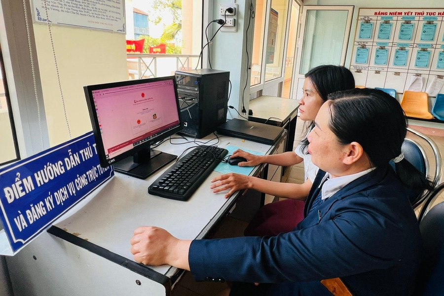 Phường Tây Sơn đẩy mạnh cải cách hành chính gắn với chuyển đổi số