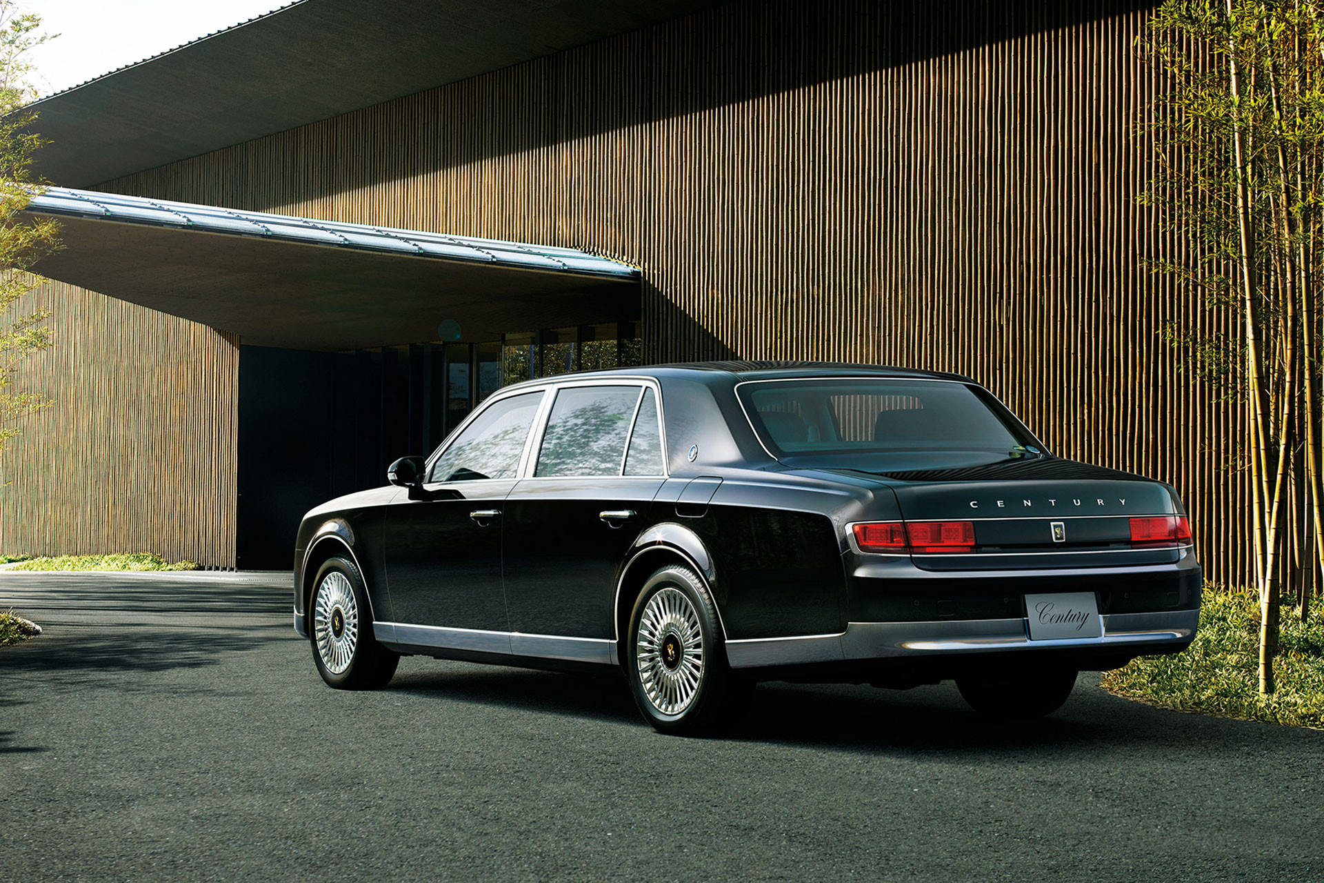 Toyota Century (14).jpg