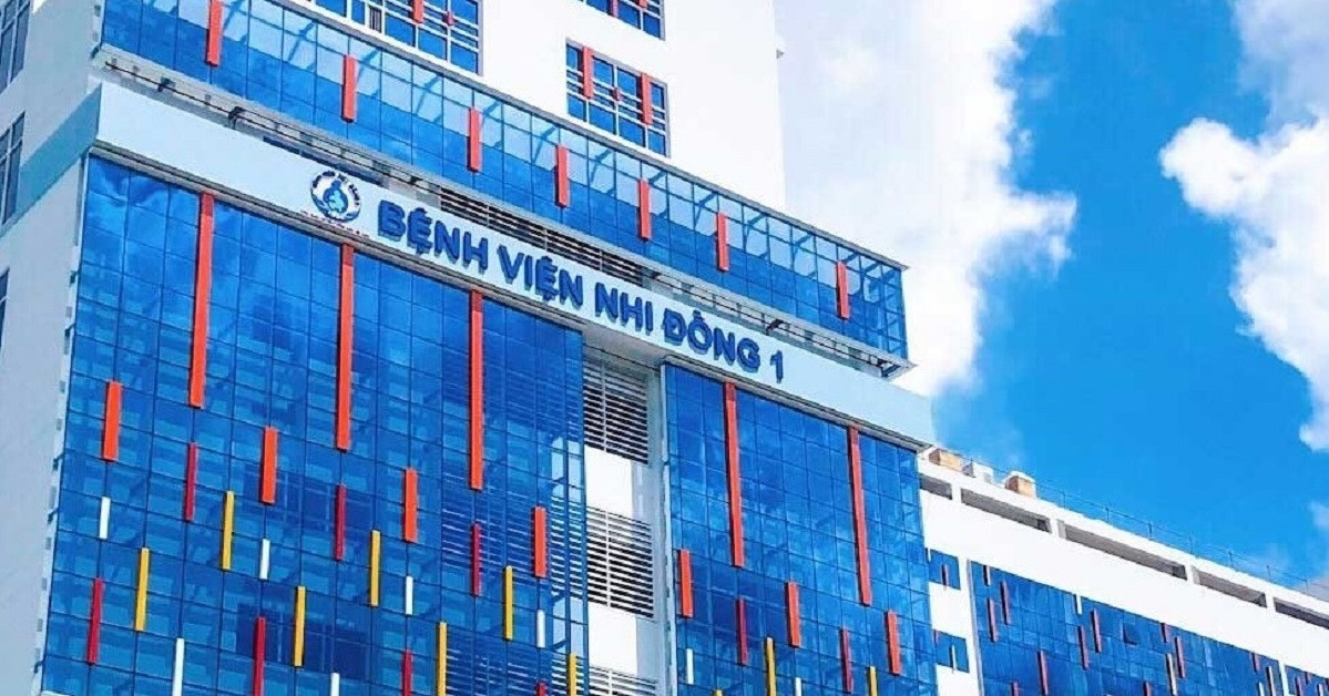 Vụ cháy tiệm bánh kem ở trung tâm TPHCM: 2 bệnh nhi vẫn phải thở máy