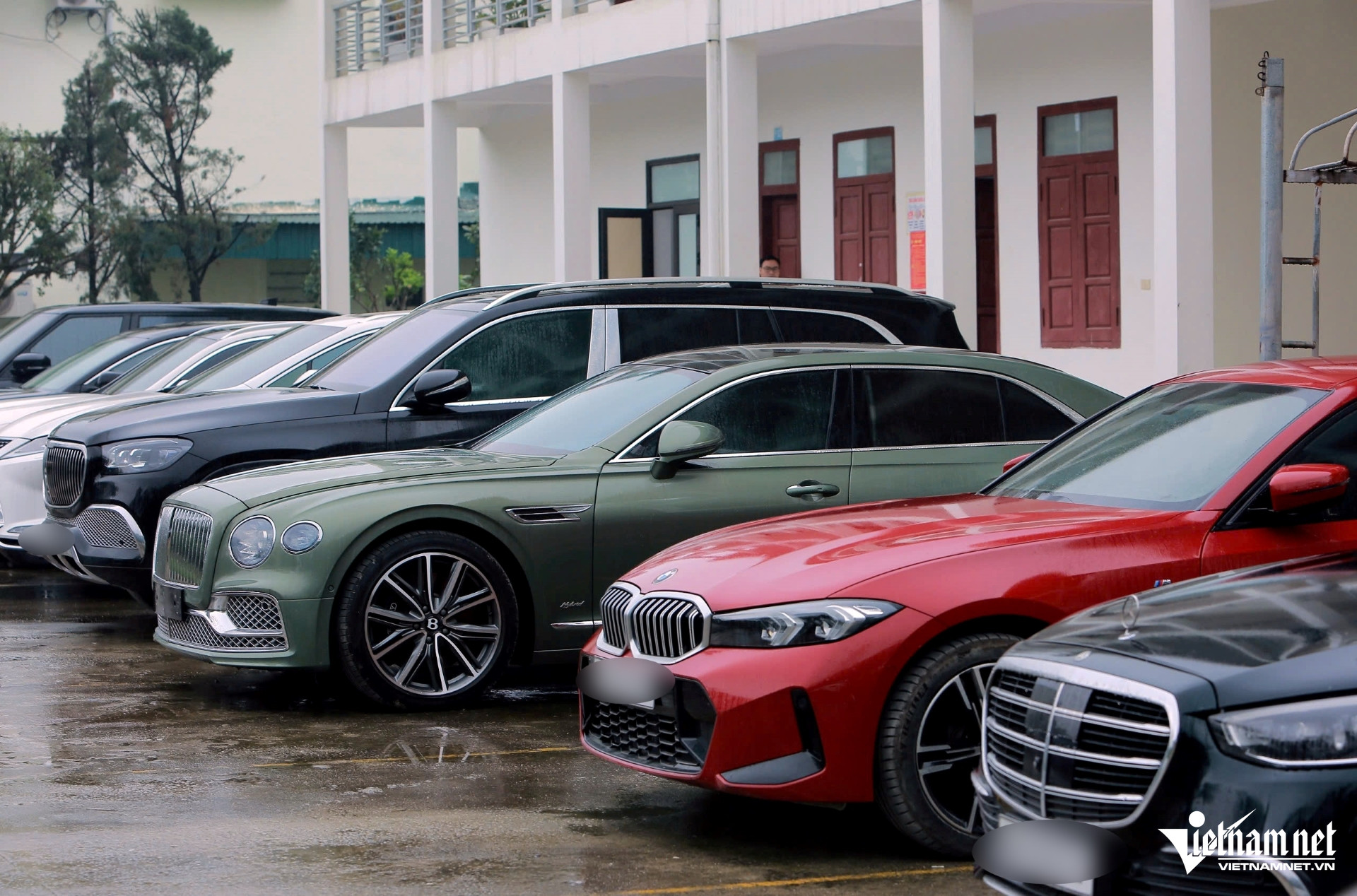 W-a2ận cảnh dàn.jpg