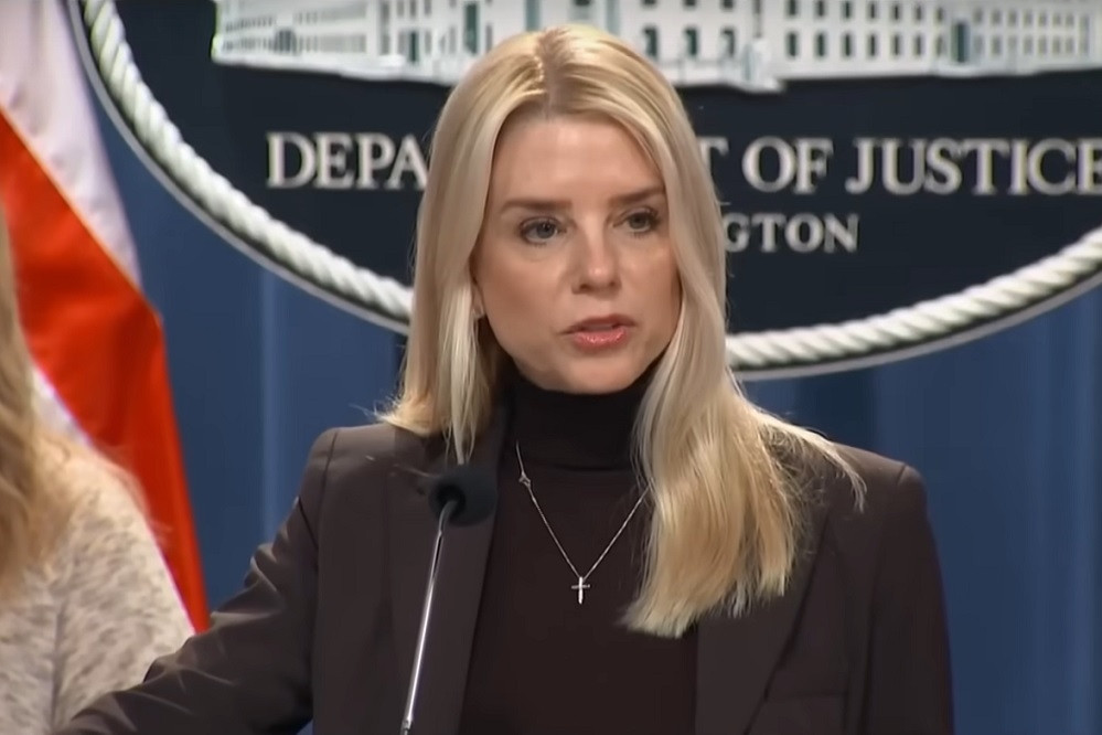 Bộ Tư pháp Mỹ cảnh báo chính quyền các bang cần tuân thủ sắc lệnh của ông Trump