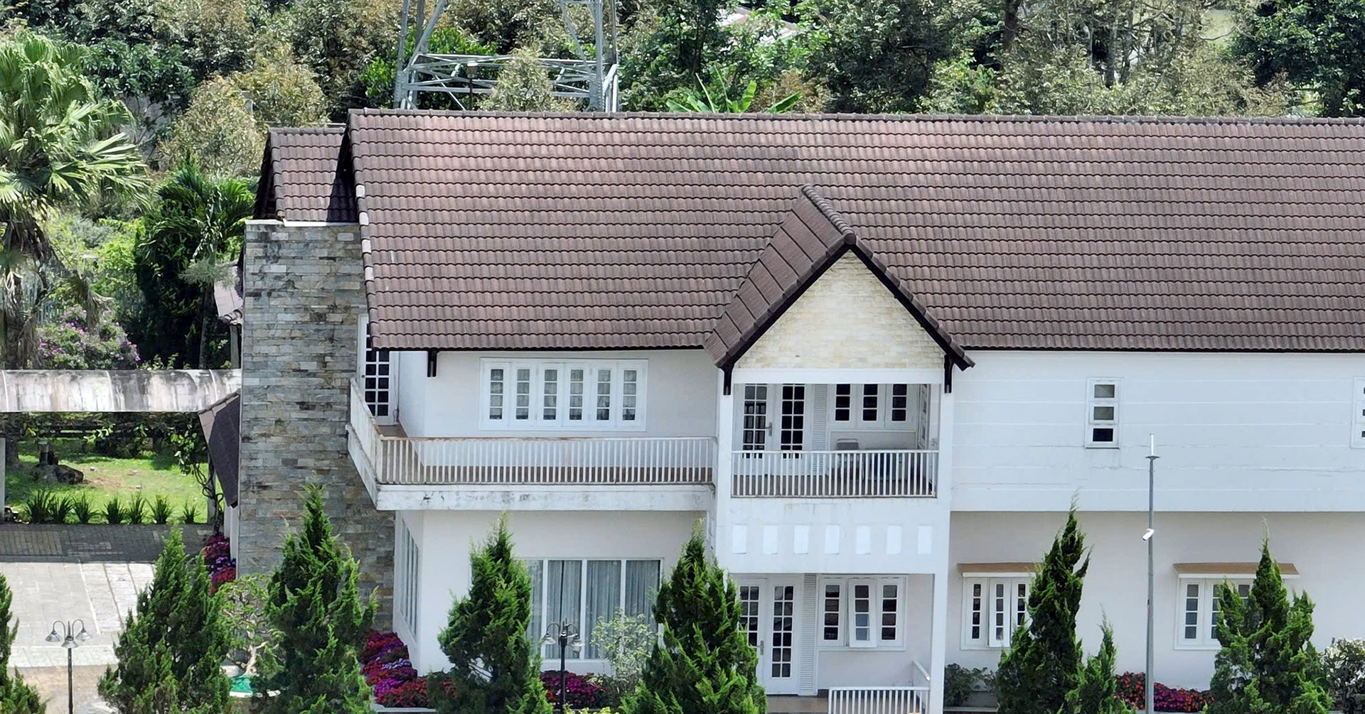 Buộc tháo dỡ công trình không phép trong khu công nghiệp ở Lâm Đồng