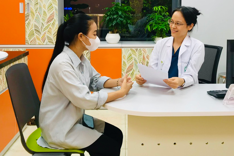 Tranh luận khi người bệnh xưng hô 'chị - em' với bác sĩ