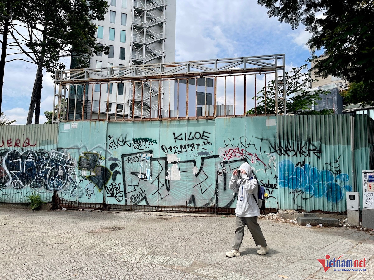 W-130 ham nghi 1.jpg