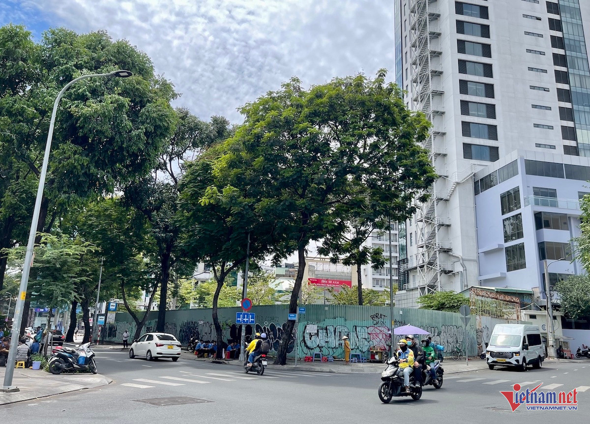 W-130 ham nghi 2.jpg