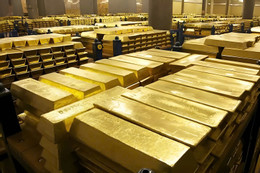 Máy bay cấp tập vận chuyển hàng trăm tấn vàng về Mỹ