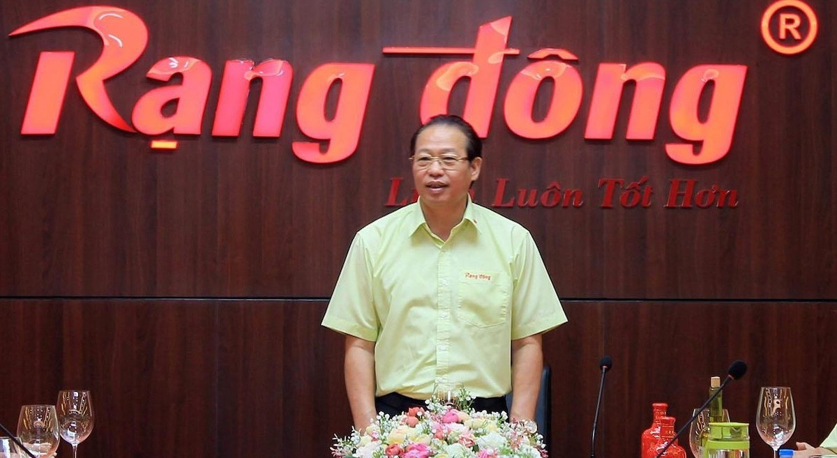 nhựa rạng đông.jpg