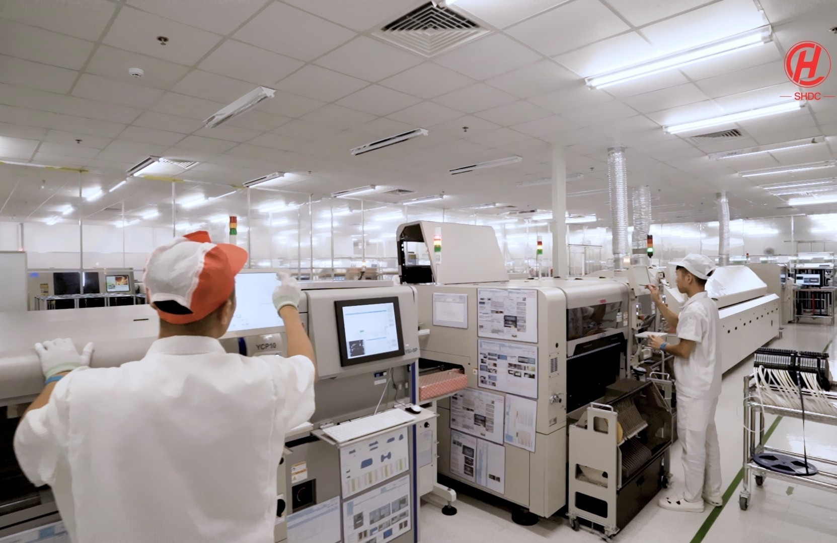 SHDC - nhà sản xuất linh kiện Việt đứng sau cục sạc nổi tiếng PlugBug của Apple