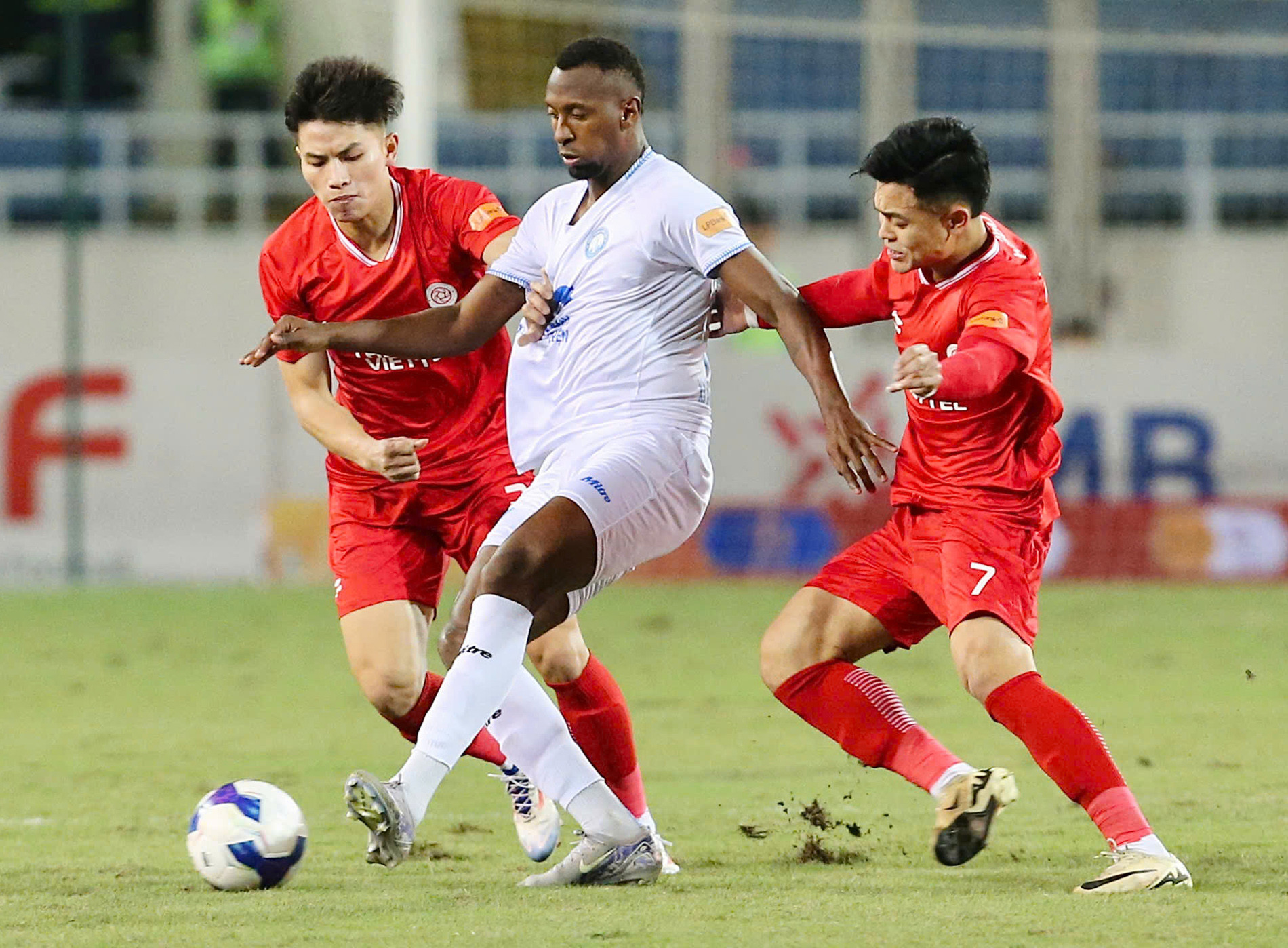 the cong viettel nam dinh 14.jpg