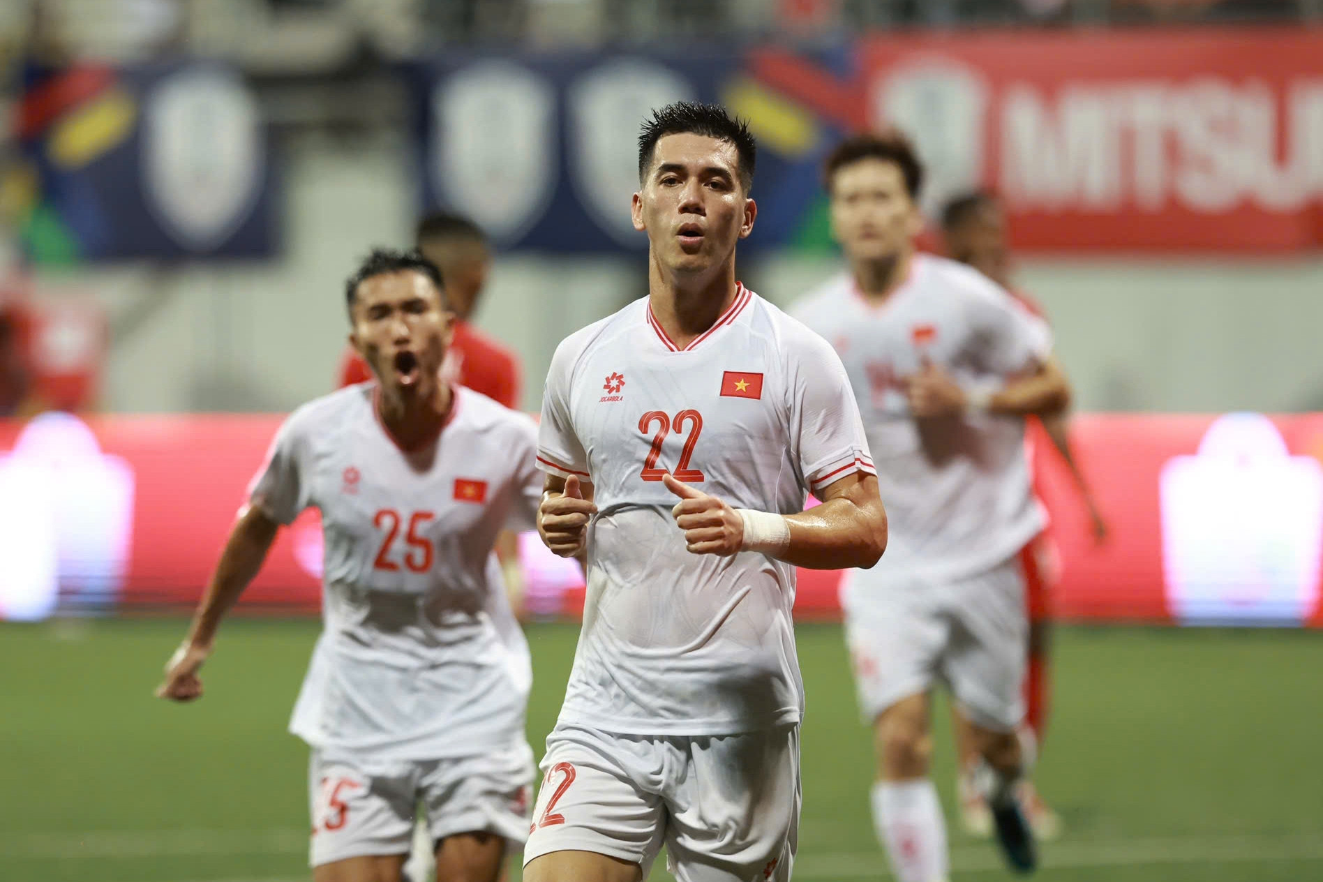 Tiến Linh đua giày vàng V-League: Phía sau niềm tự hào
