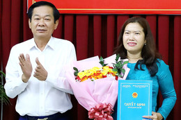 Công bố quyết định của Thủ tướng phê chuẩn kết quả bầu Phó Chủ tịch UBND Cần Thơ
