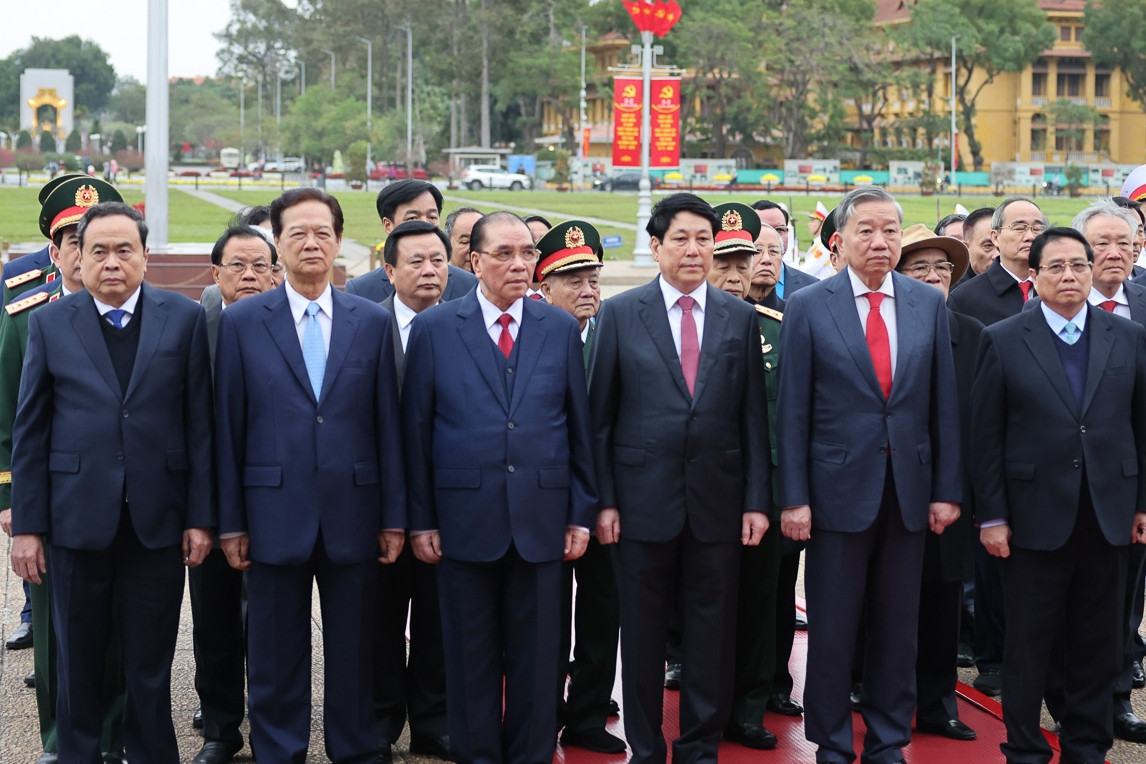 Lãnh đạo Đảng, Nhà nước viếng Chủ tịch Hồ Chí Minh nhân 95 năm Ngày thành lập Đảng