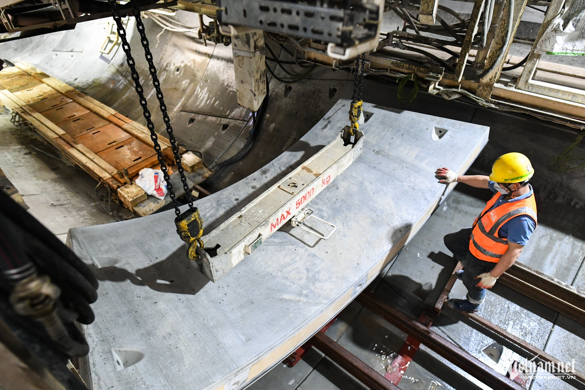 W-metro nhon   ga ha noi 29.jpg