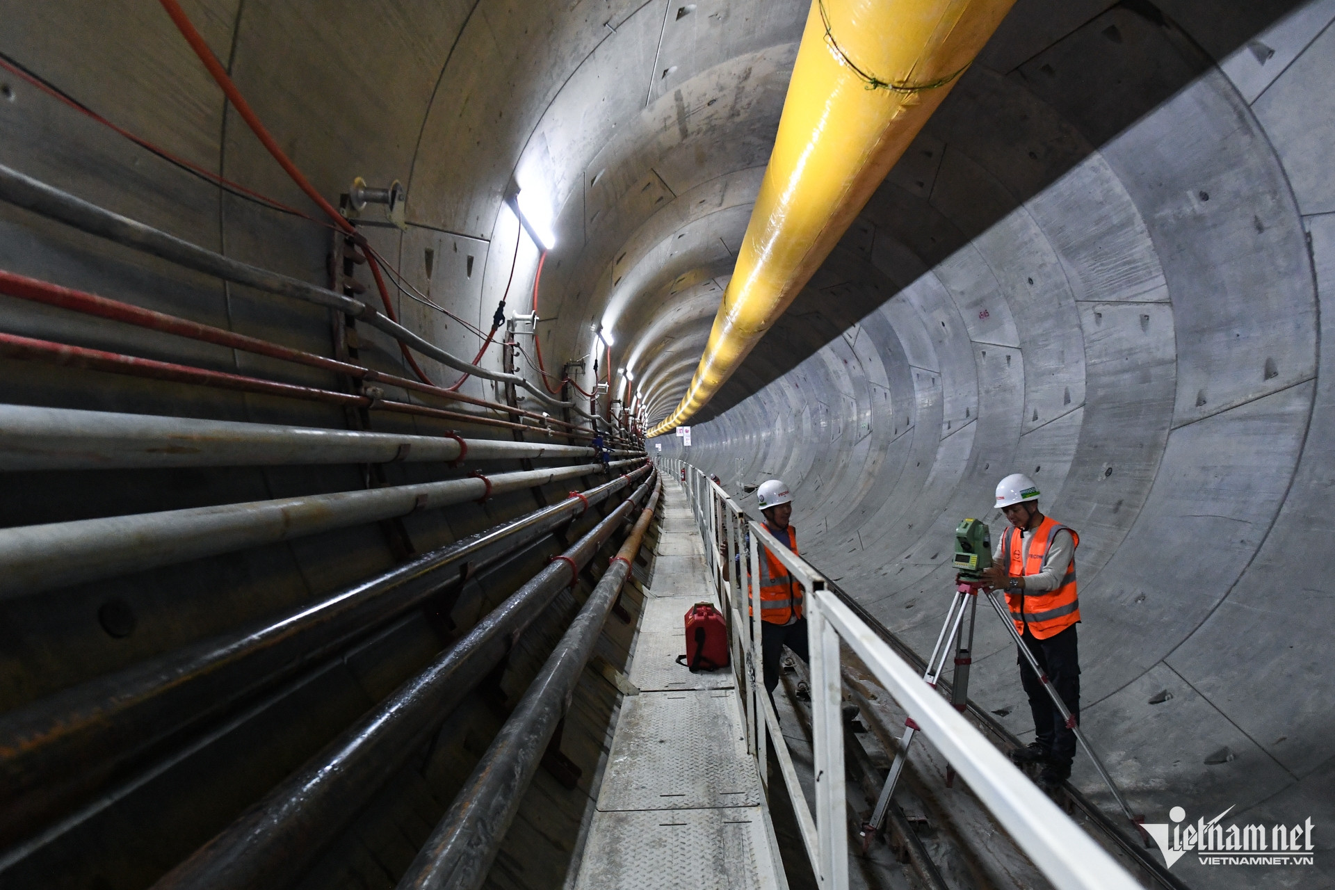 W-metro nhon   ga ha noi 30.jpg