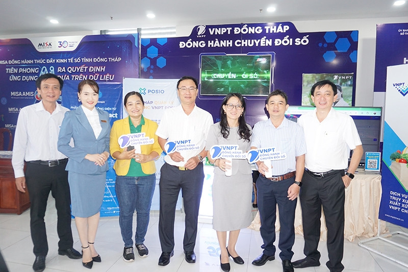 Đồng Tháp bắt nhịp và tăng tốc chuyển đổi số