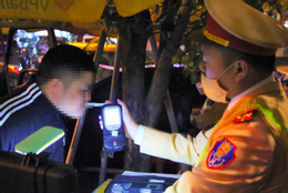 Tài xế ô tô vi phạm nồng độ cồn ở Hà Nội có thể bị phạt đến 60 triệu đồng
