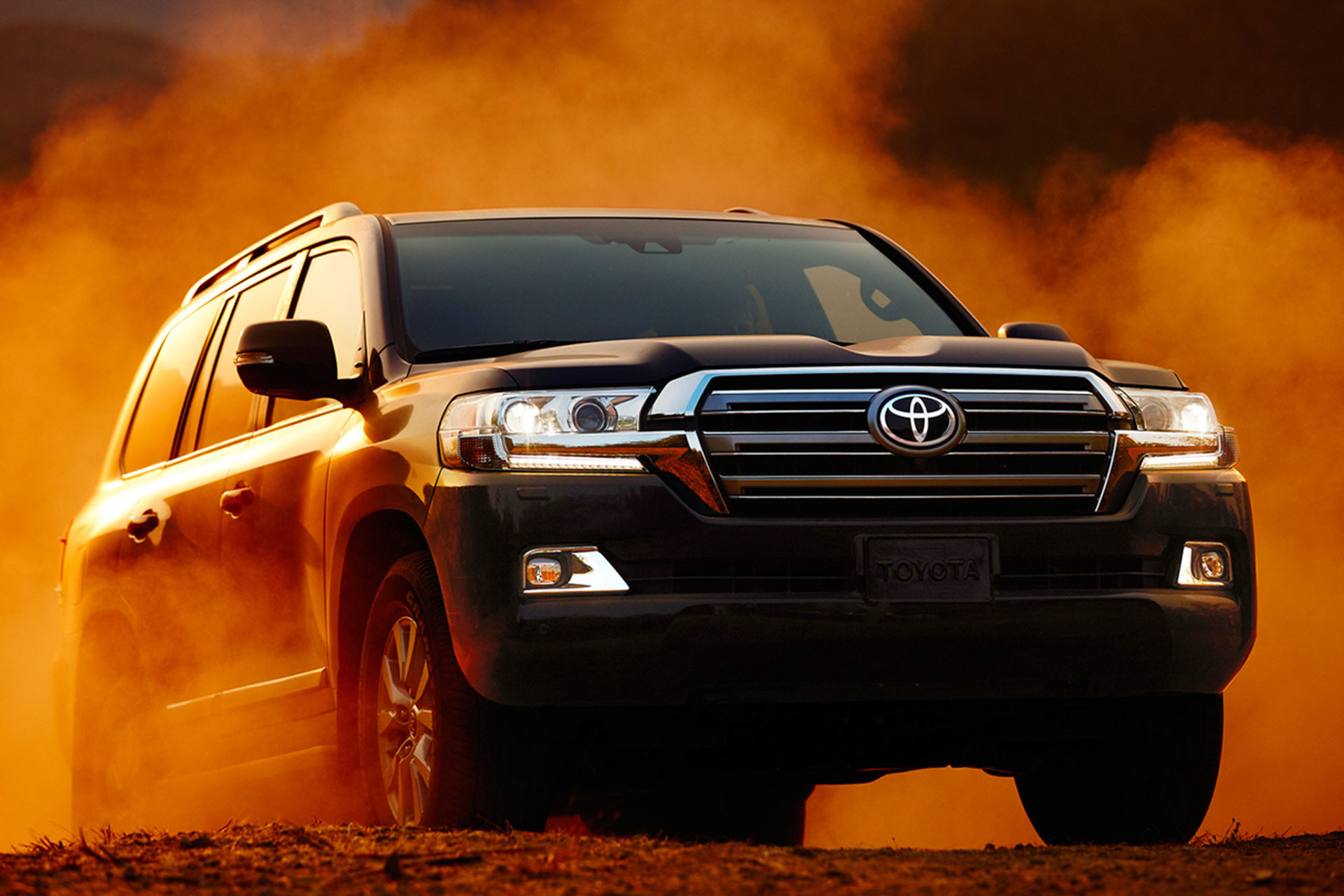 2017 toyota land cruiser.jpg