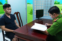 Bắt 2 thanh niên sát hại dã man người chuyển giới, cướp tiền vàng