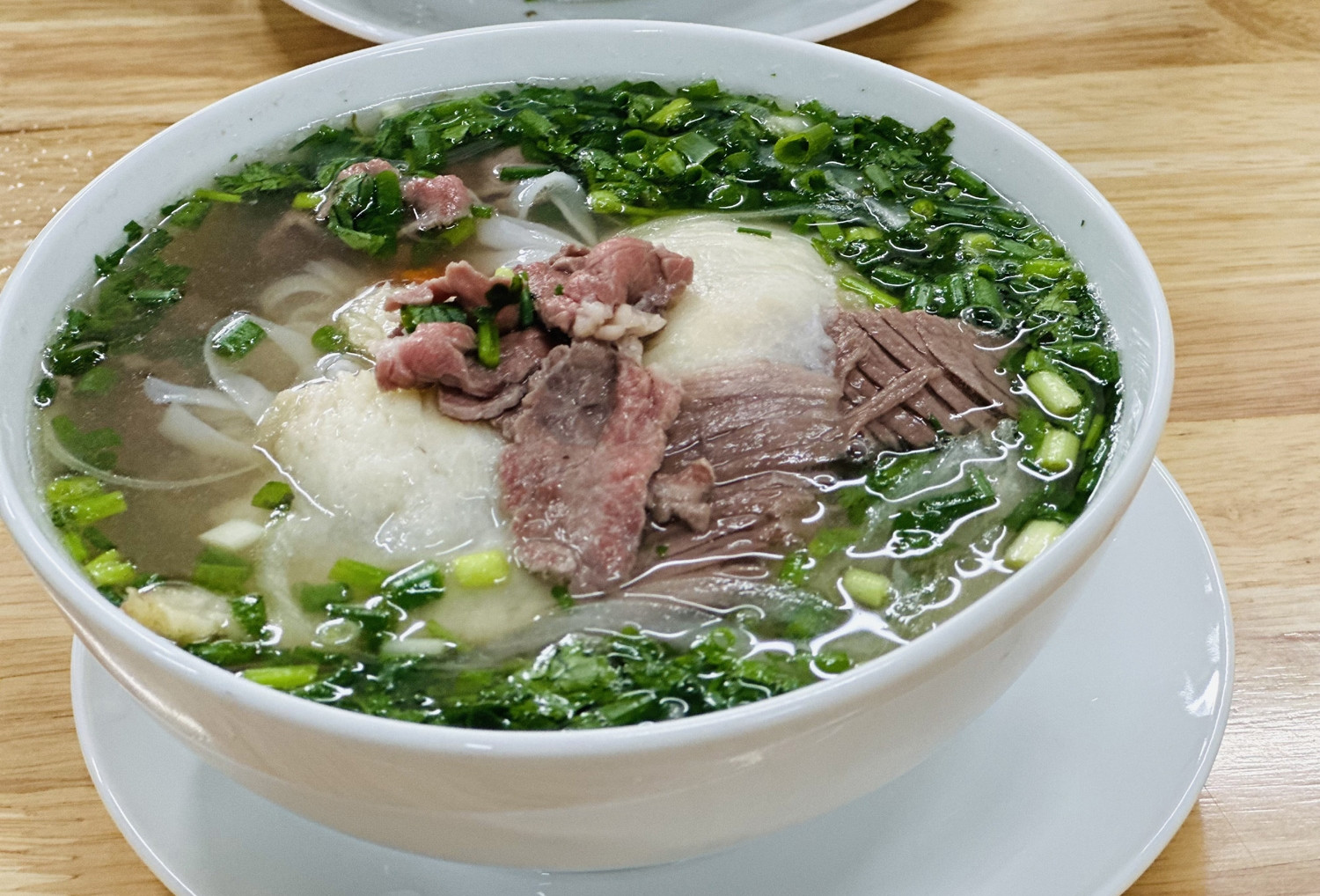 Điều gì xảy ra với cơ thể khi bạn ăn phở bò hằng ngày?