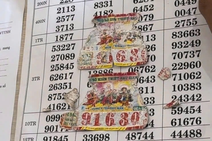 Thêm tình tiết vụ suy sụp vì 2 tờ vé số trúng giải đặc biệt nhưng bị rách nát