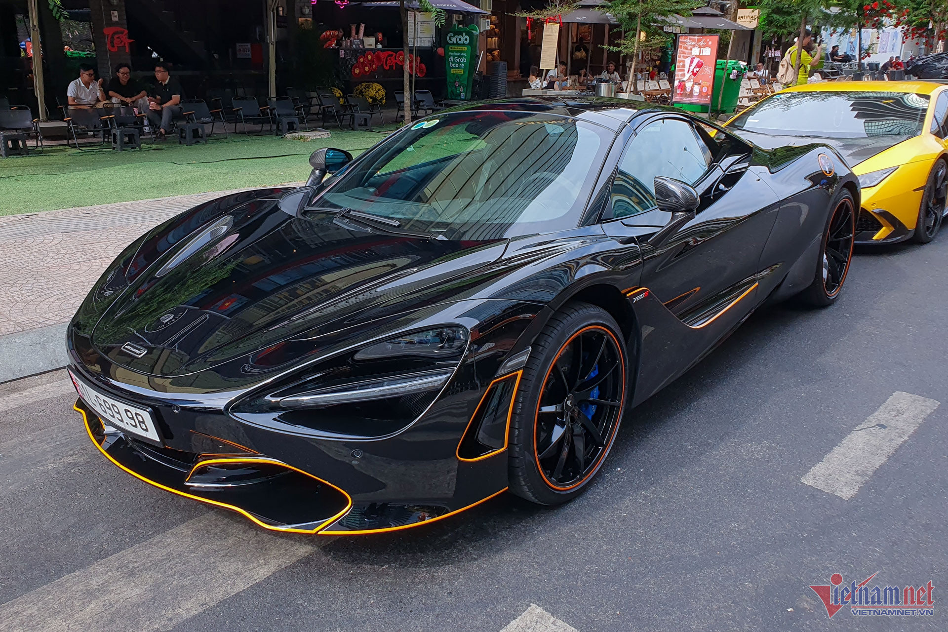 W-McLaren 720S Spider Vietnamnet 1.jpg