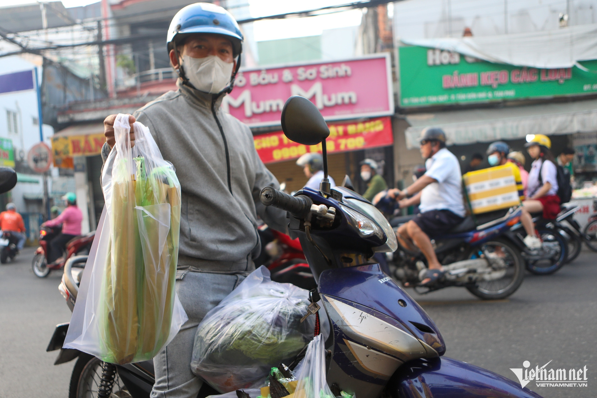 W-cá lóc nướng, TPHCM.jpg