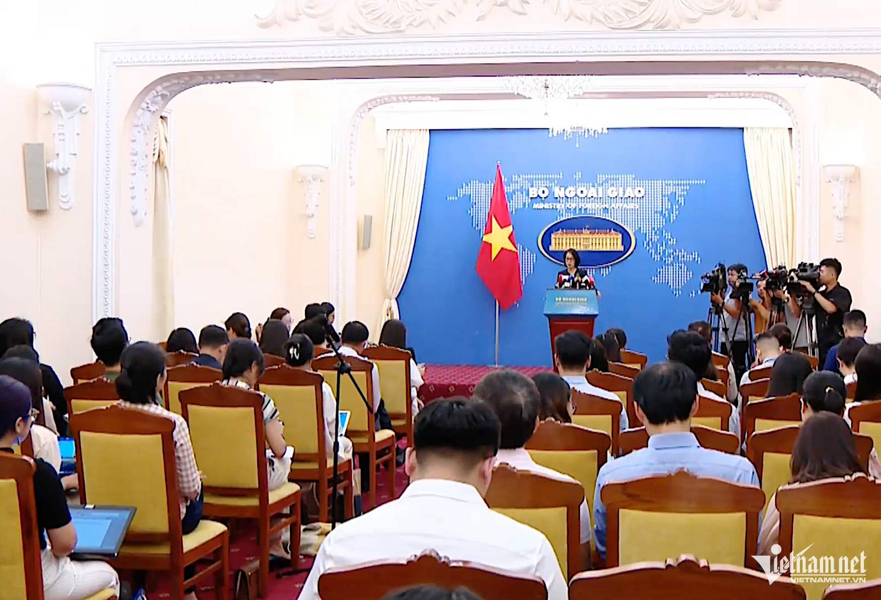W-minhhoa.png