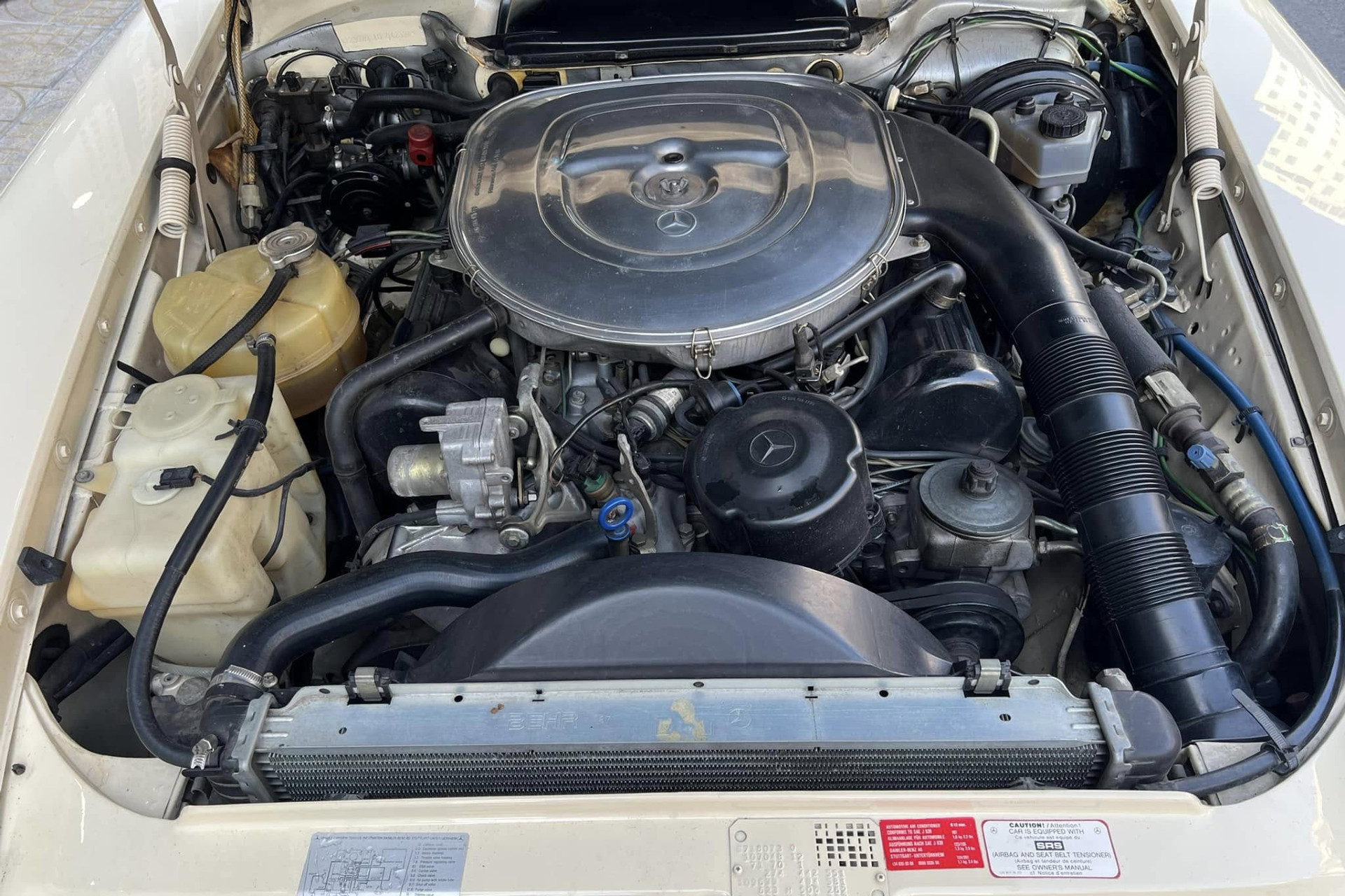 Mercedes Benz 380 SL Vietnamnet 20.jpg