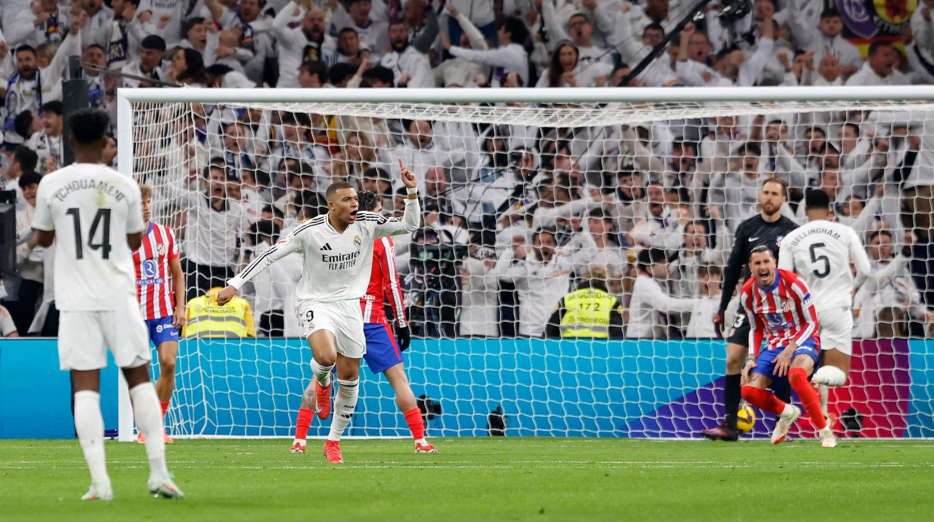AS. Mbappe Real Madrid Atletico.jpg