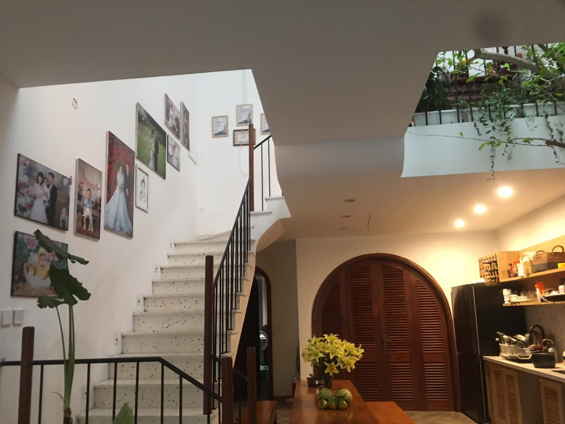 ảnh 10   vợ chồng trẻ xây nhà.jpg