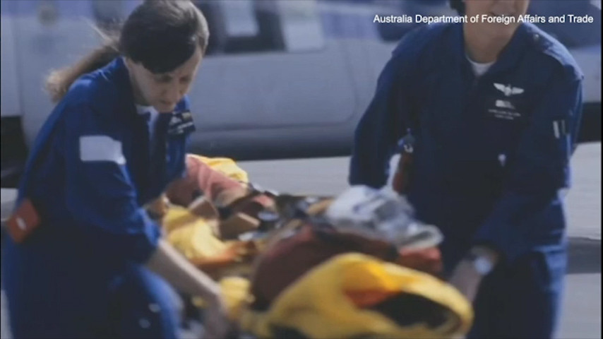 Hành khách hoảng sợ la hét khi máy bay gặp nhiễu động giữa bầu trời 876.00_05_59_19.Still002.jpg