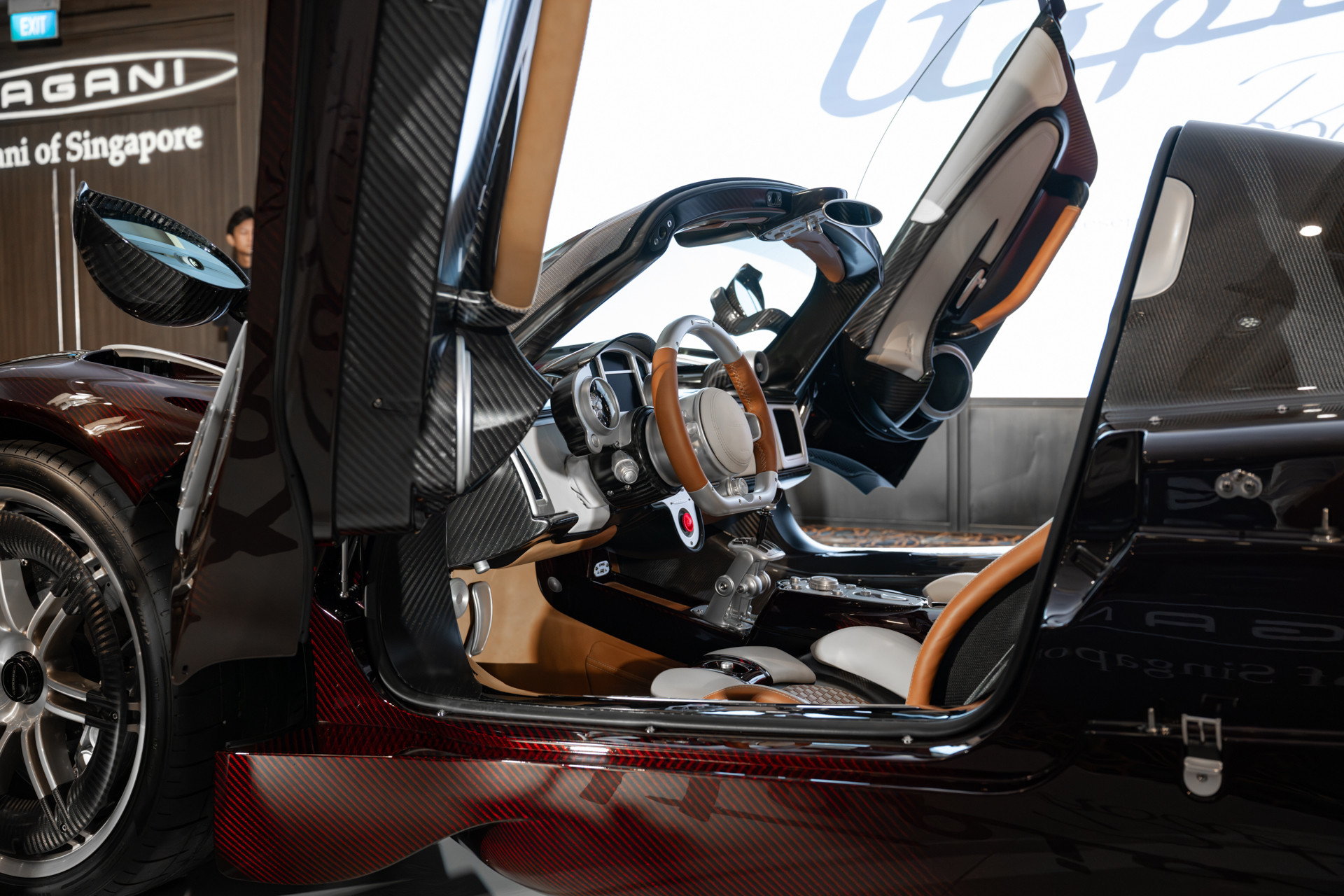 Pagani Utopia Roadster Singapore 4.jpg